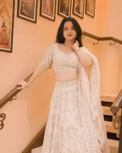 Escort Nawalgarh